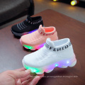 Luzes de iluminação cacos calçados meninos garotos meninas homens tênis tênis tênis de caixa congelados longos sapatos LED piscando